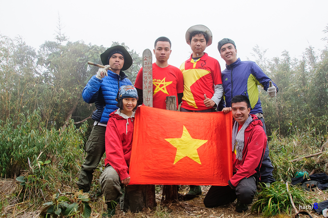 Chinh phục đỉnh Pu Si Lung - nóc nhà vùng biên giới